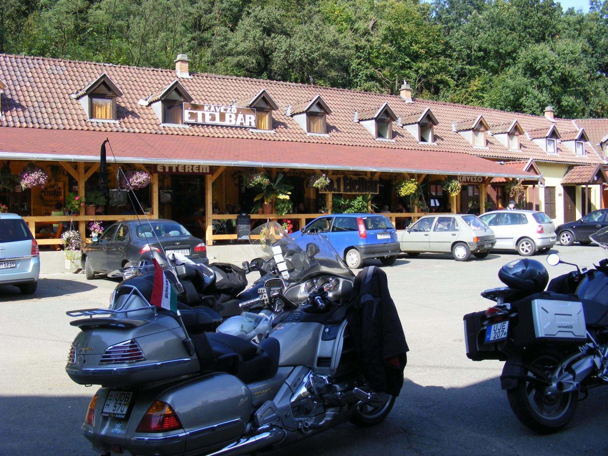 No1 Vendeghaz Hotel Parad Exterior photo